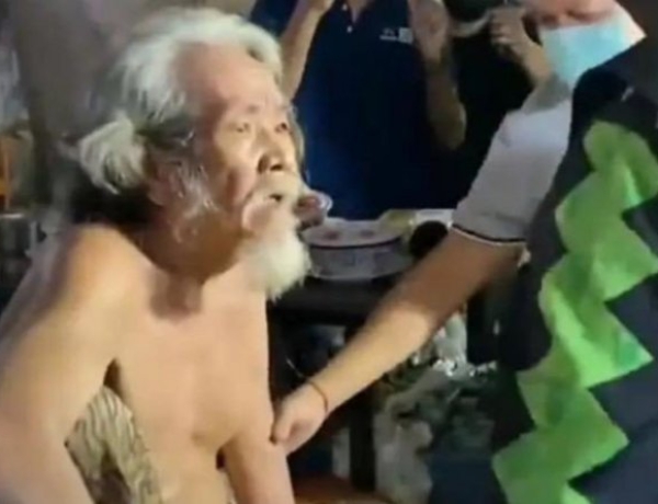 Mengaku Tuhan, Pria Tua di Thailand Perintahkan Pengikut Makan Kotorannya
