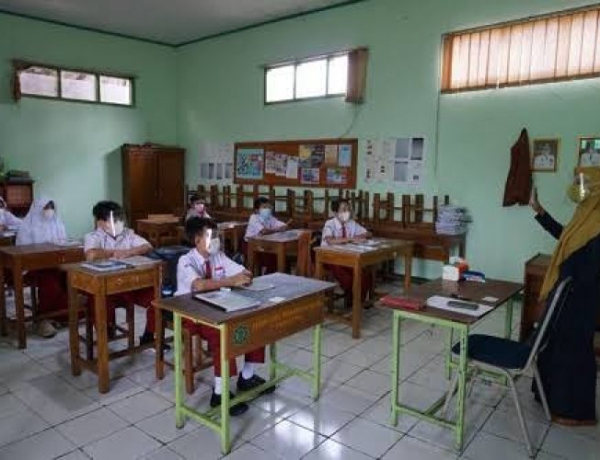 Terkait Pembelajaran Tatap Muka 100 Persen, Pemda Diimbau Patuhi Aturan Menteri