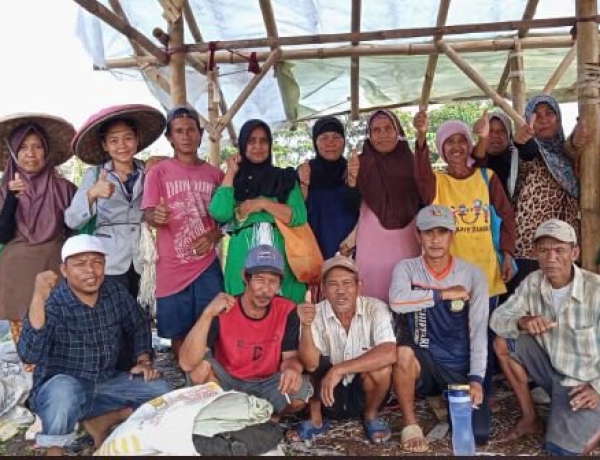 Sukardi Kades Petir yang Terlahir dari Petani, Terus Kembangkan Pertanian di Desa