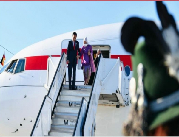 Jokowi Temui Zelensky Naik Kereta dari Polandia Menuju Ukraina