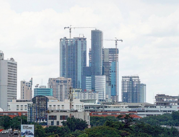 2.740 Gedung Bertingkat di Surabaya Belum Kantongi Laik Fungsi