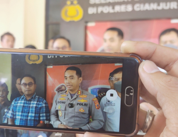 Polisi Belum Berhasil Tangkap 6 Pemilik Ladang Ganja di Cianjur
