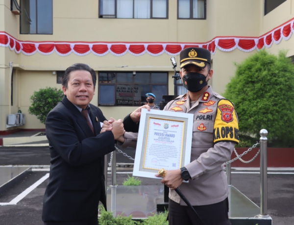 LEMKAPI Berikan Penghargaan ke Polres Cianjur Ungkap Ladang Ganja