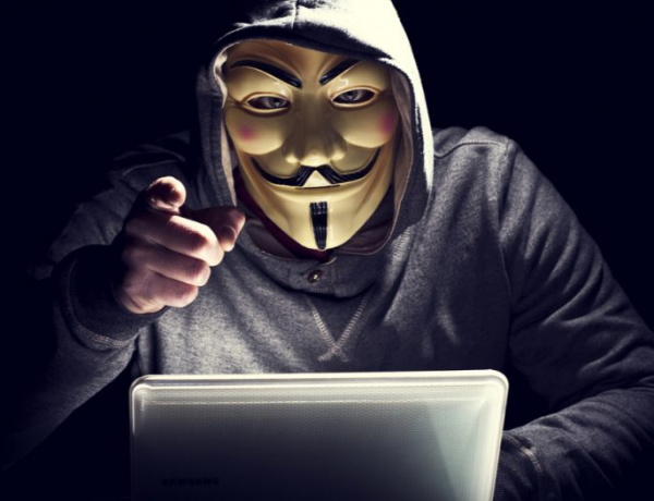 Pegawai Toko Terduga Hacker Bjorka Diciduk Tim Siber Polri, Ibunda: Tak Punya Komputer