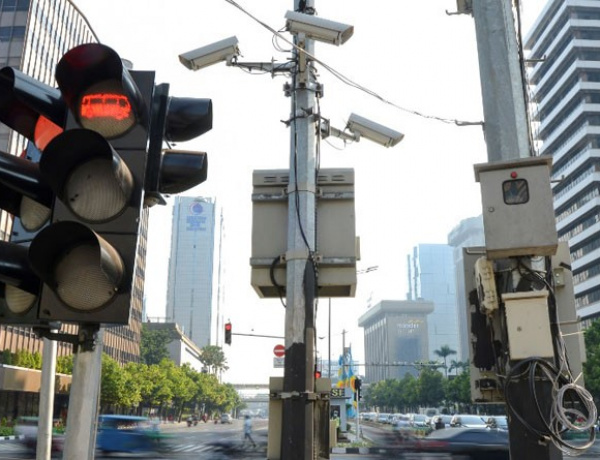 Denda Pelanggaran Lalin yang Terekam ETLE di Jateng Capai Rp 27 Miliar