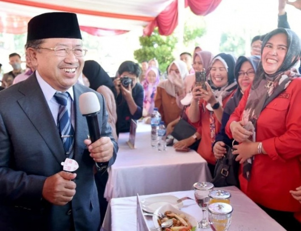Pemkab Cianjur akan Beli 3 Mobil Listrik untuk Kendaraan Dinas