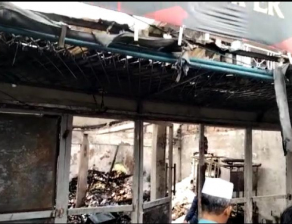 Toko Sembako di Cibungbulang Ludes Terbakar Kerugian Ditaksir Ratusan Juta Rupiah