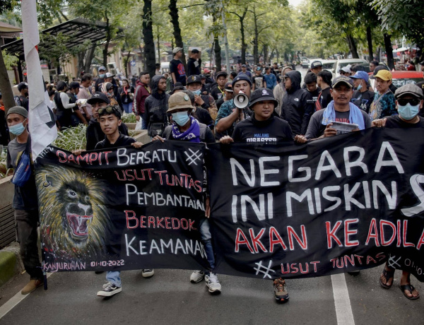 Demo di Mabes Polri, Korban Desak Polisi Usut Tuntas Tragedi Kanjuruhan