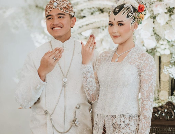 Resmi Jadi Menantu Jokowi, Erina Harap Keberkahan Dalam Rumah Tangga Bersama Kaesang  