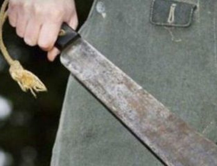 Mantan Pacar Menikah dengan Pria Lain, Sopir Taksi Ngamuk Bawa Samurai