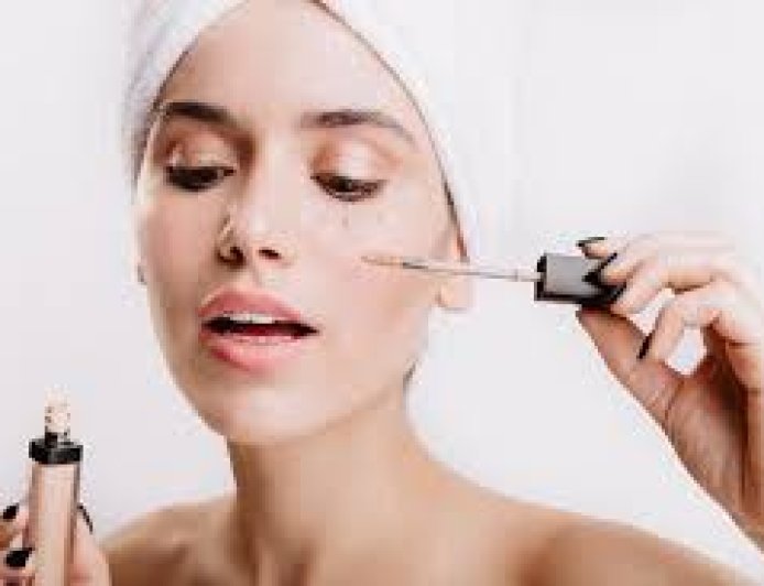 Ingin Mata Terlihat Segar? Ini Cara Concealer Mata