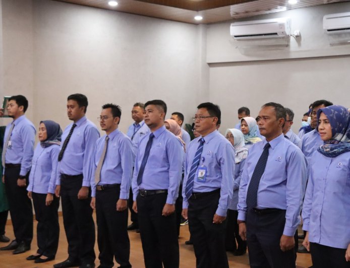 8 Pejabat Struktural Perumda Tirta Pakuan Dilantik, Rino: Ini Upaya Peningkatan Target di 2023