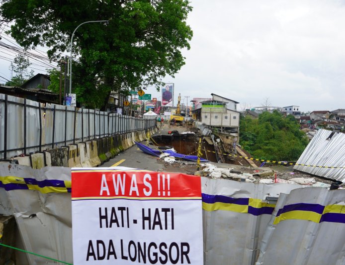 Kendaraan Tonase Besar akan Dilarang Melintas di Jalur Bogor-Sukabumi 