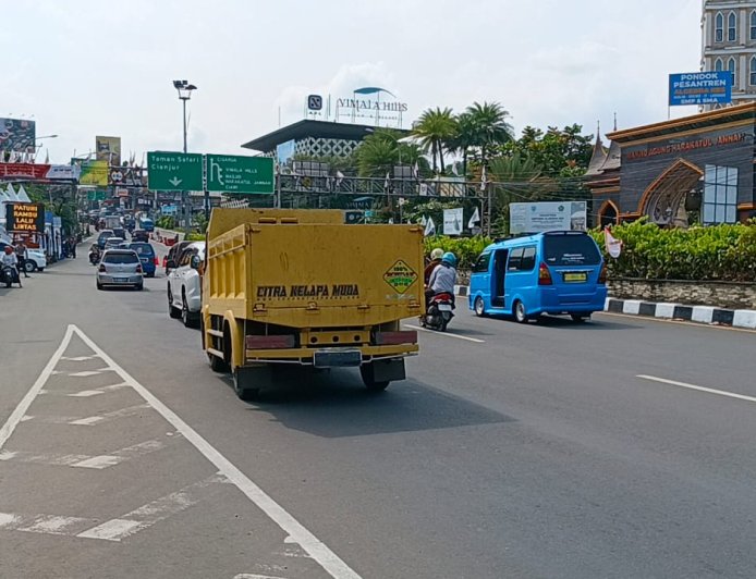 Info One Way Jalur Puncak Hari Ini, Minggu 13 Agustus 2023