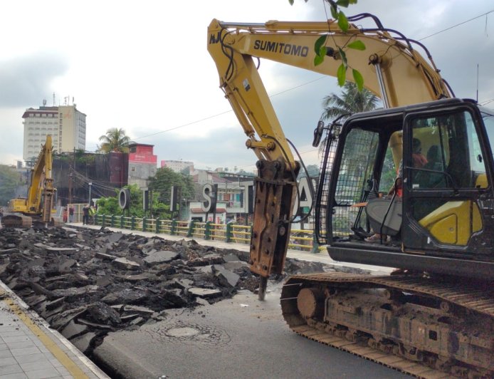 Pipa PDAM Bocor Imbas Proyek Jembatan Otista Bogor, Suplai Air Bersih Terganggu
