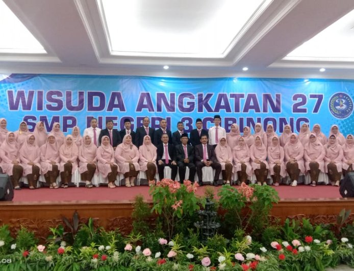 Sebanyak 439 Pelajar SMP Negeri 3 Cibinong Lulus 100 Persen.