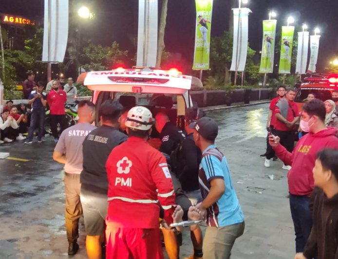 Akibat Paparan Asap Tebal di Mall Ekalokasari, 5 Orang Security Masuk Rumah Sakit