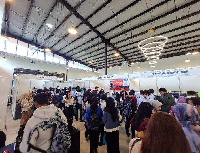 Kurangi Pengangguran, Disnaker Kota Bandung Hadirkan Job Fair, Tersedia 5.435 Loker untuk Lulusan SD Hingga S2   