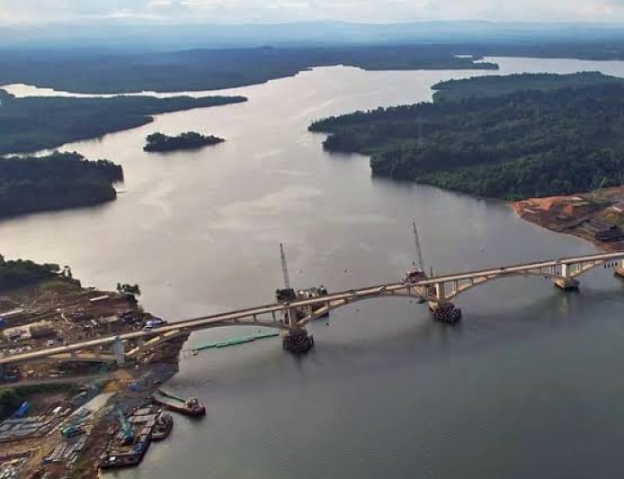 Tingkatkan Konektivitas di Kawasan IKN, PUPR Bangun Jembatan Duplikasi