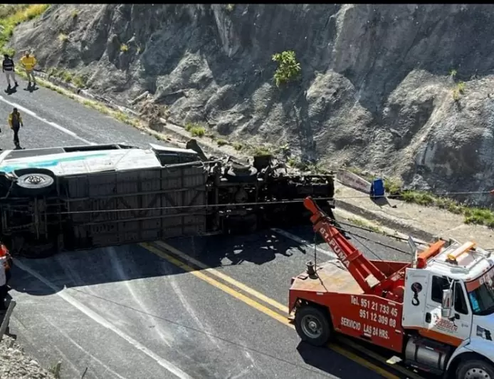 Kecelakaan Bus di Meksiko 16 Orang Meninggal Dunia
