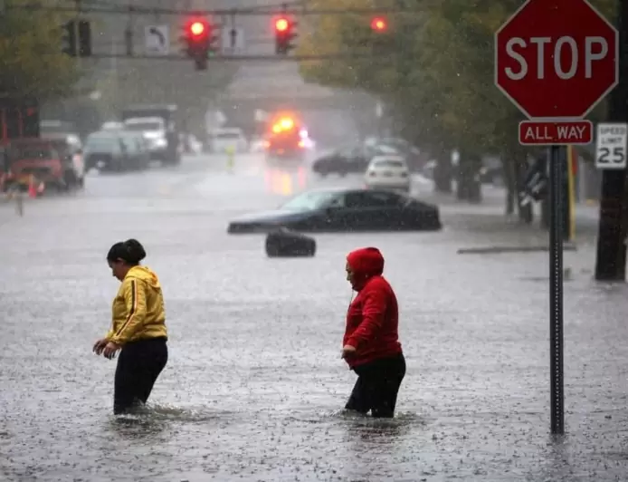 Banjir Bandang Terjang New York, Status Darurat Dikeluarkan 