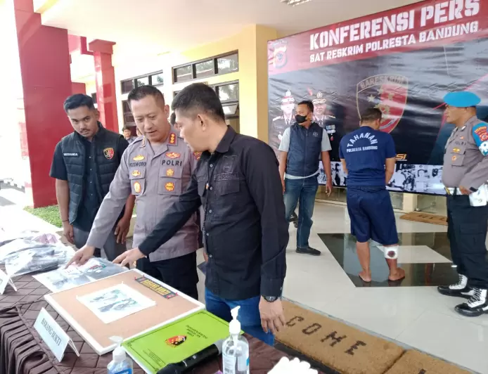 Ajakan Menikah Ditolak, Seorang Pria Tega Membunuh Kekasihnya di Bandung
