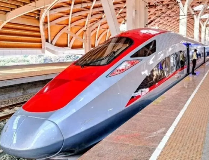 Kereta Cepat Whoosh Catat Rekor Penumpang Terbanyak, Berikut Ini Jumlahnya