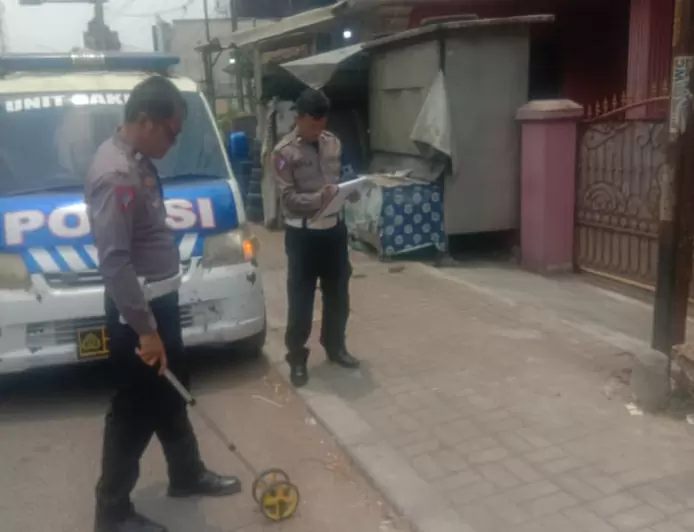 Pemotor Wanita Tewas Terlindas Truk di Cileungsi
