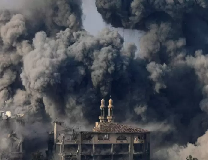 Pesawat Tempur Israel Sasar Daerah Dekat Tiga Rumah Sakit di Gaza