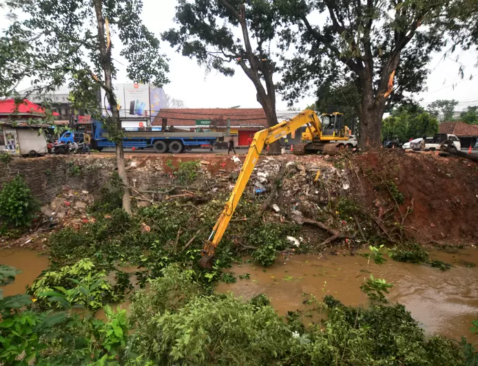 Normalisasi Sungai Kalibaru