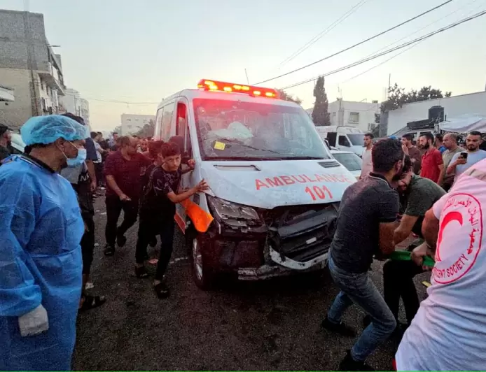 Israel Serang Konvoi Ambulans di Gaza, 15 Orang Tewas