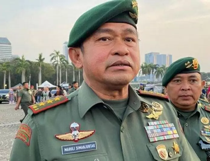 Presiden Jokowi Resmi Lantik Maruli Simanjuntak Jadi KSAD, Berikut Ini Profil Singkatnya