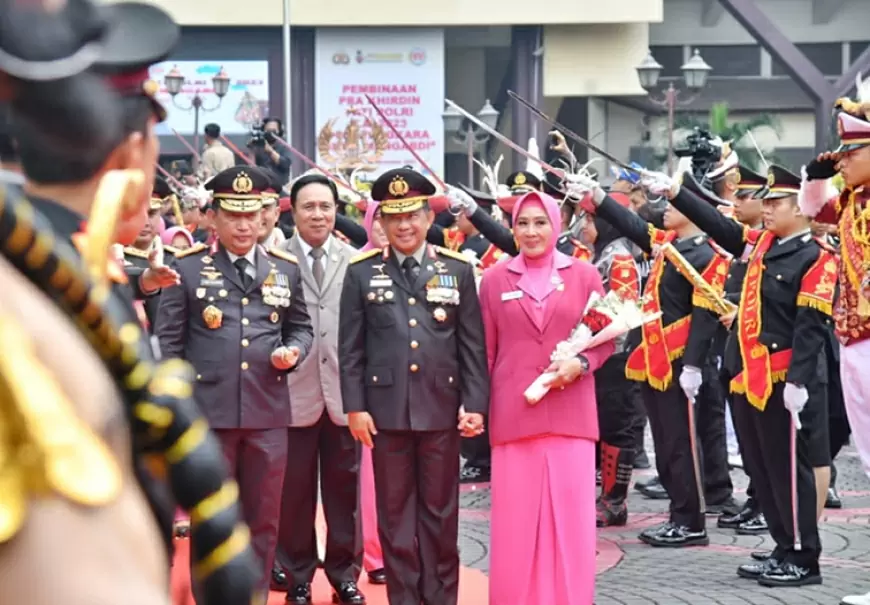 4 Ft Kapolri Jenderal Listyo 2.webp