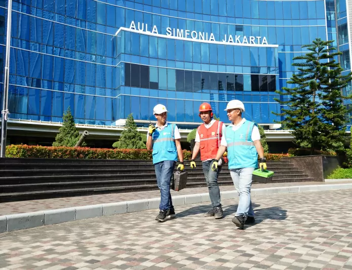 Natal Lebih Indah, PLN Siagakan Listrik Berlapis dan Petugas di Gereja 