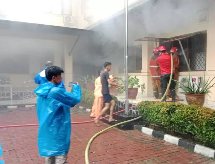Ruang Bendahara BKPSDM Kota Bogor Ludes Terbakar