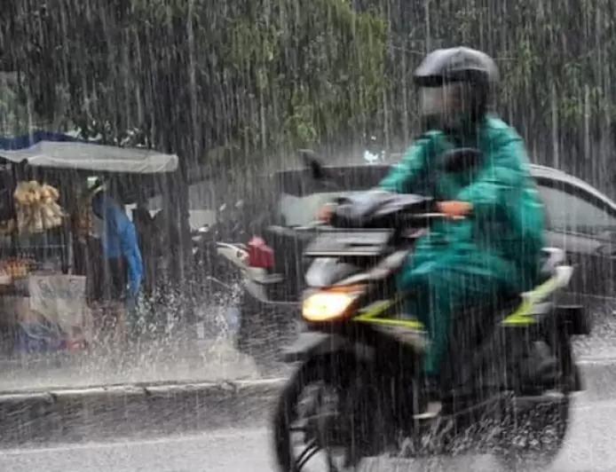 Yuk Cek Cuaca Bogor, Waspda Hujan Petir di Sore Hari, Rabu 24 Januari 2024