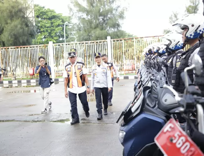   Perkuat Pasukan Pengamanan Pemilu 2024, Pj Bupati Bogor Cek Kesiapan Dishub