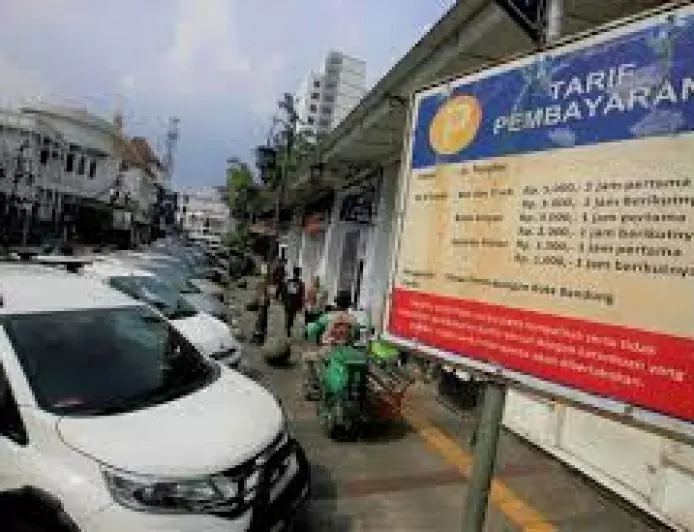 Tingkatkan Kenyamanan, Pemkot Bandung Bakal Tertibkan Parkir Liar