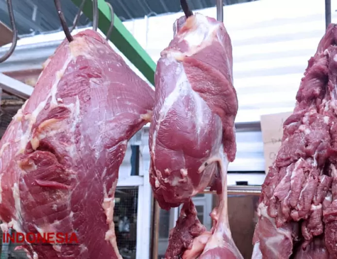 Karyawan Gelapkan 80 Kg Daging Sapi Kemasan di Caringin Ditangkap Polisi