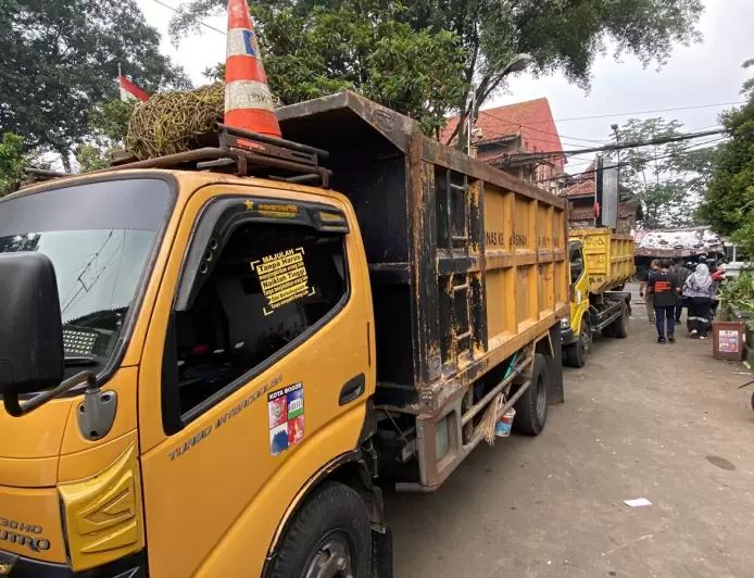 Sopir Truk Sampah di Kota Bogor Mogok Kerja, 500 Ton Sampah Tak Terangkut