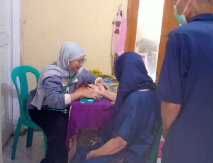 Peringati Tahun Baru Islam, Aliansi Jurnalis Bogor Gelar Pengobatan Gratis di Komplek GSA