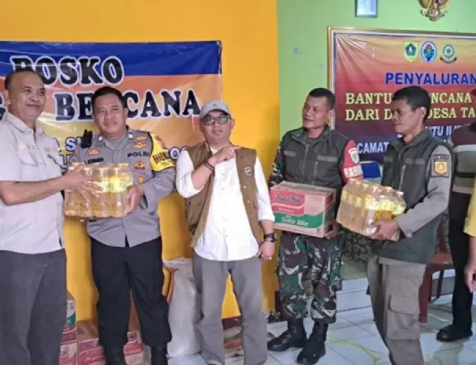 Korban Bencana Alam di Desa Situ Ilir Cibungbulang dan Desa Cimayang Pamijahan Bogor Dapat Bantuan