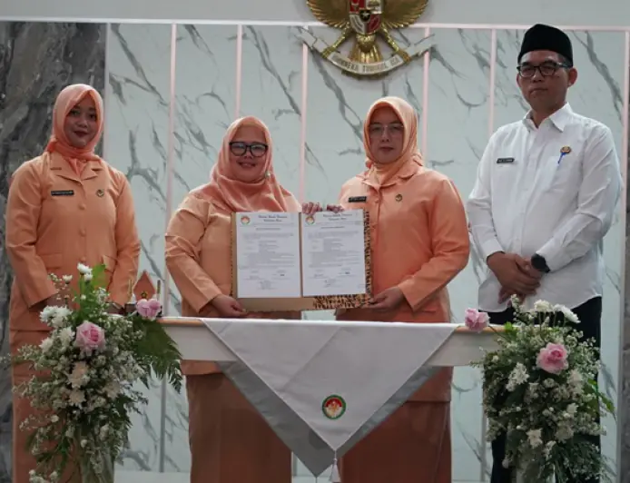 Sertijab Ketua DWP Kabupaten Bogor, Tongkat Estafet Beralih ke Disi Salistiawati Ajat