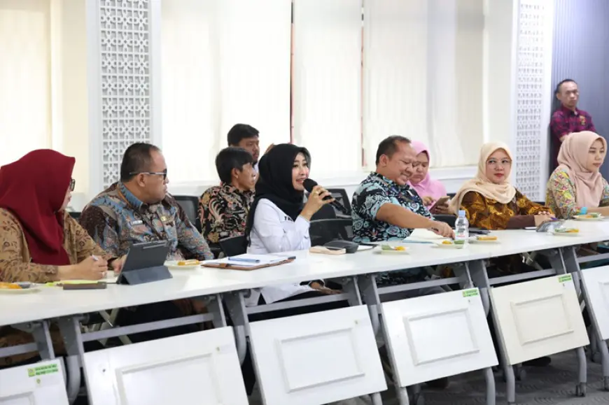 Pj Bupati dan Kemendagri 2.webp