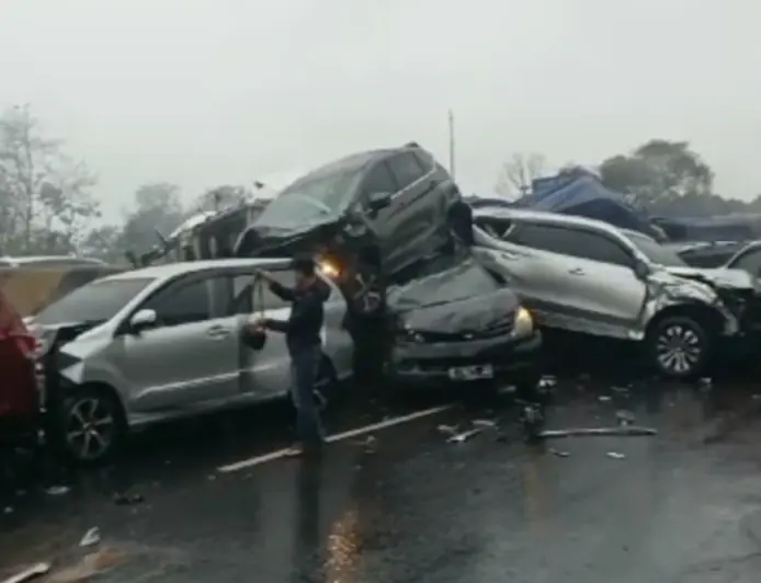 Kepala Basarnas Sebut Kecelakaan Beruntun di Tol Cipularang KM 92 Libatkan 10 Kendaraan Sekaligus