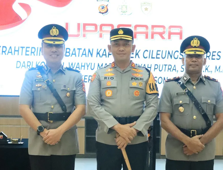 Sertijab kapolsek Cileungsi 2.webp